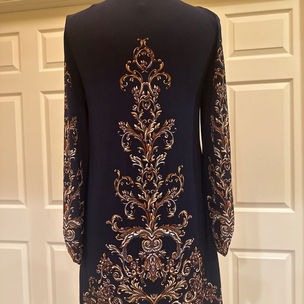Dress - Picture 14 of 15